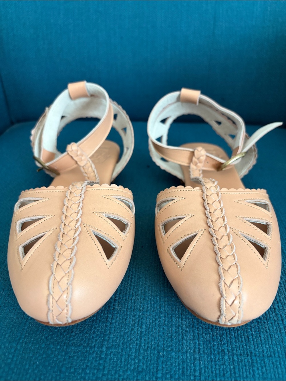 baliELF Bounty T Strap Shoes